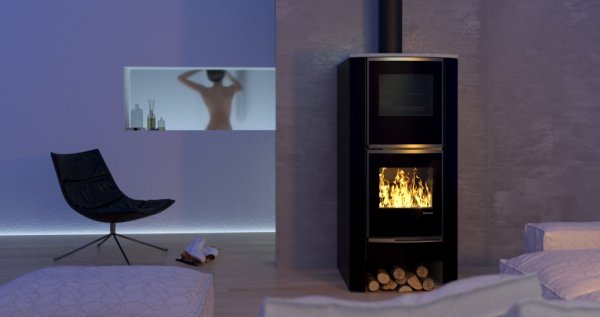 Vattenmantlad kamin ZK60F med ugn är en snygg, miljövänlig och effektiv kamin
