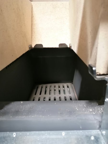 Kökspanna Senko CU Premium är en snygg, prisvärd och effektiv vattenmantlad kökspanna för central uppvärmning